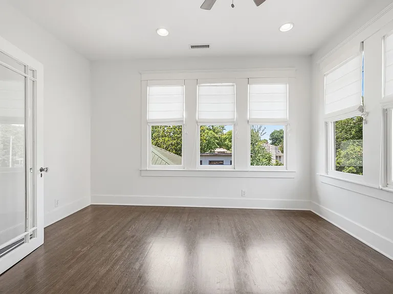 227 Carden Ave — Photo 31