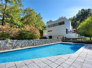 25 Fox Run Rd, Pound Ridge, NY 10576