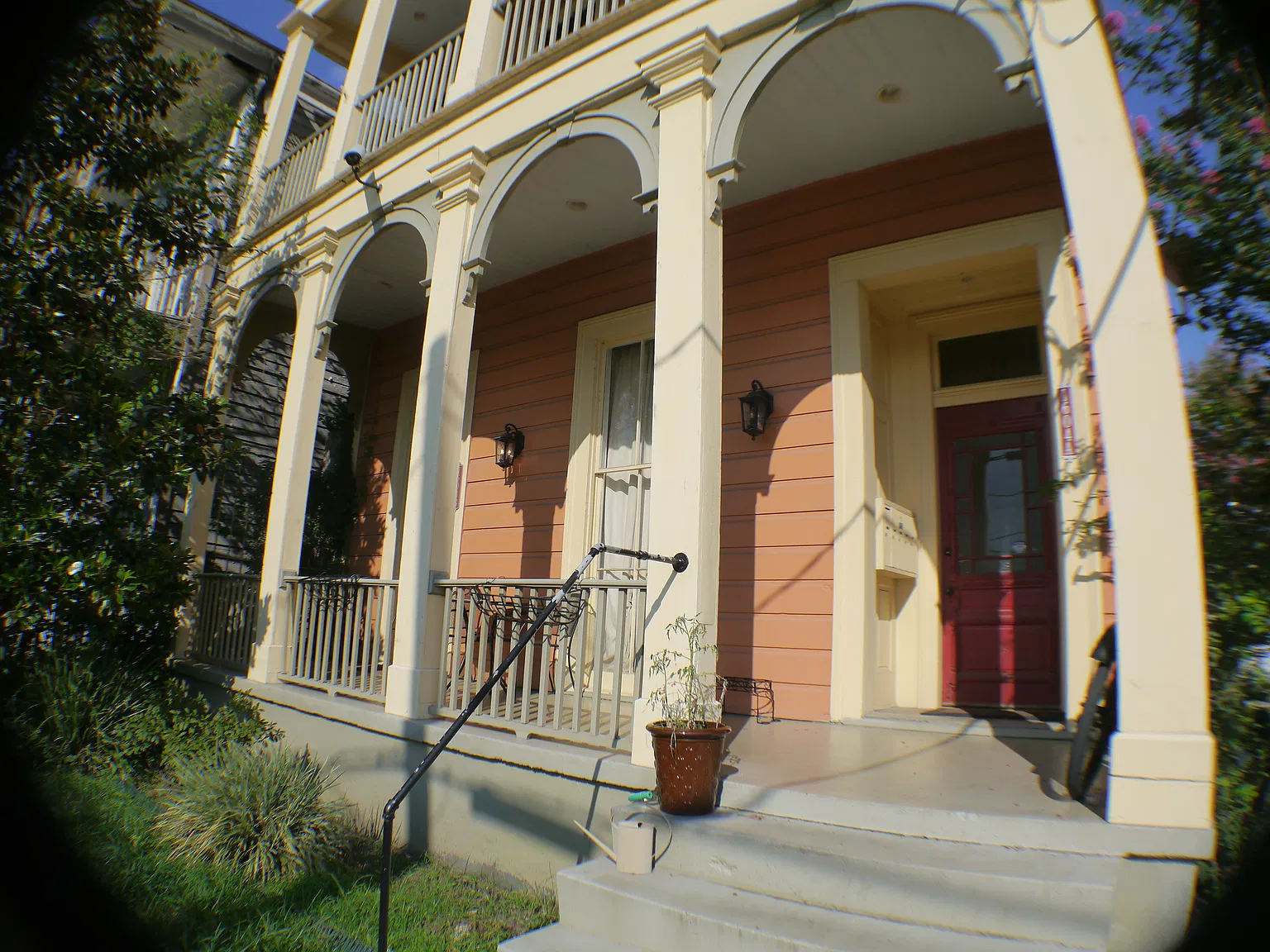 1604 Carondelet St — Photo 3