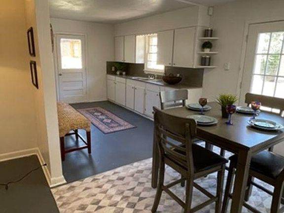 5th image of 7115 Devonshire Cir