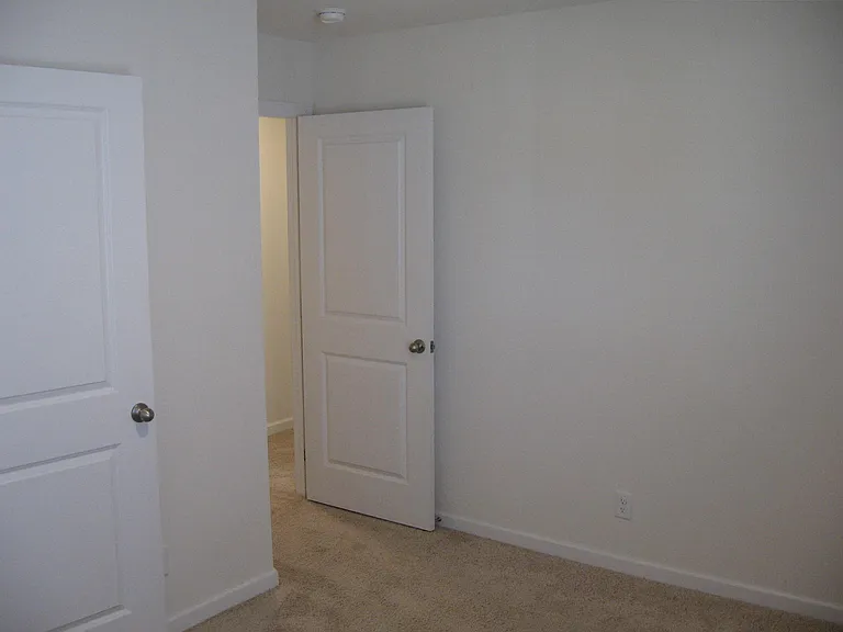 219 Venard Way — Photo 23