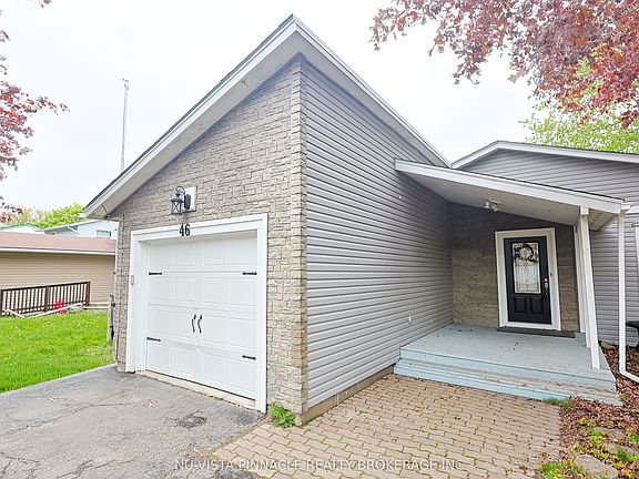 3rd image of 46 Monmore Rd