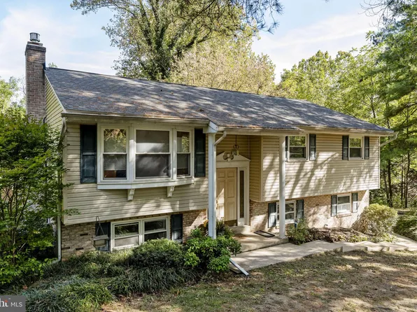 61 Cambridge Dr, Conestoga, PA 17516