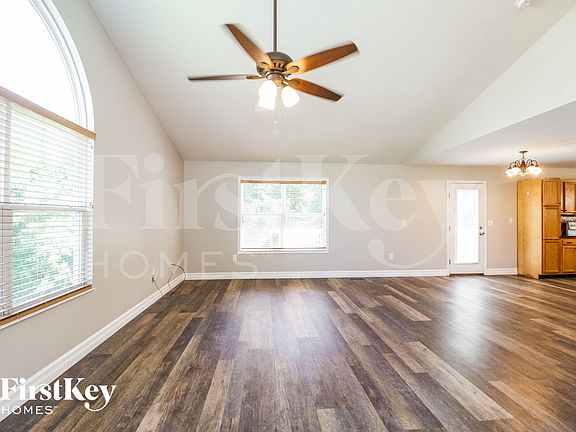 3rd image of 58 Huntington Ave