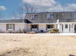 20275 Independence Dr UNIT A, Brookfield, WI 53045