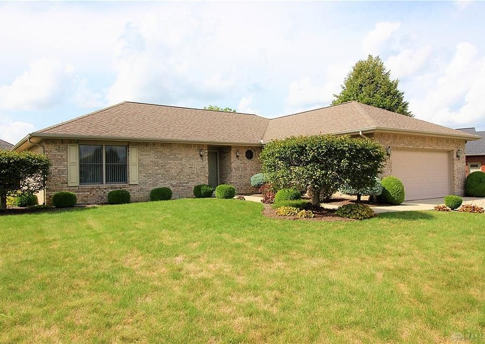 1st image of 918 Brighton Dr