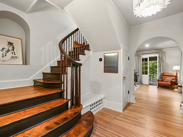 11 Maple Ave — Photo 5