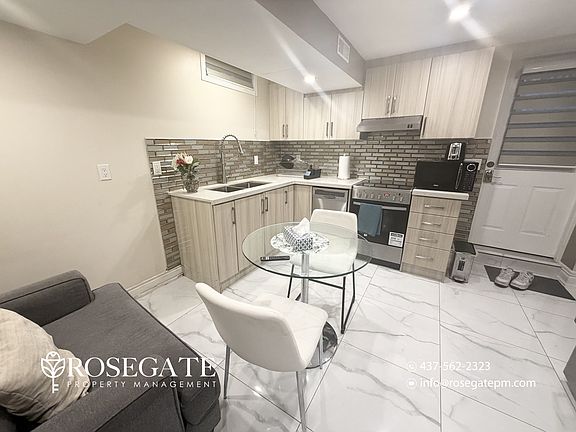 2nd image of 7 White Rd #2