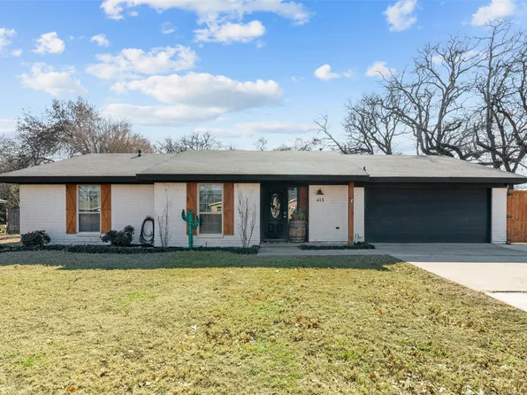 413 Walnut Creek Dr, Azle, TX 76020