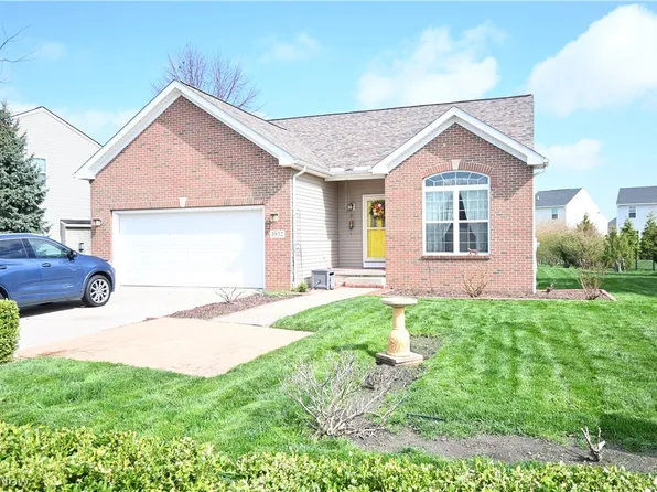3932 Courtyard Dr, Lorain, OH 44053