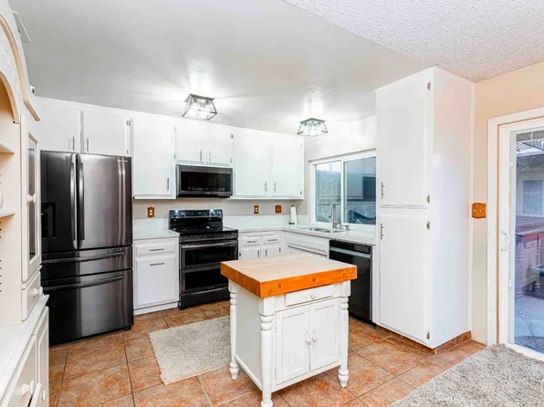 316 Calvin St, Taft, CA 93268