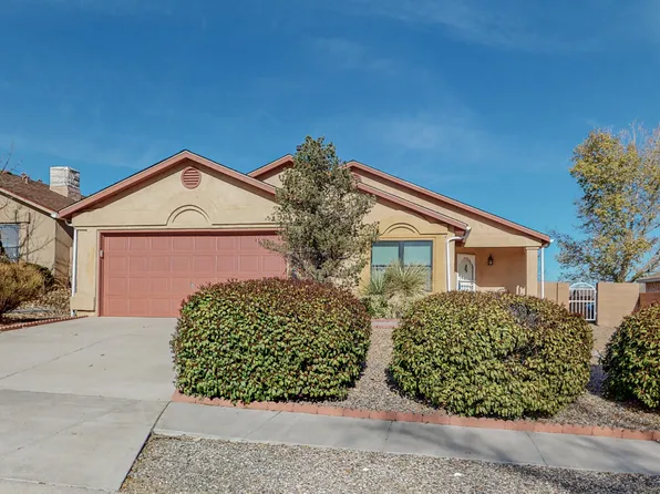 10709 Connemara Dr SW, Albuquerque, NM 87121