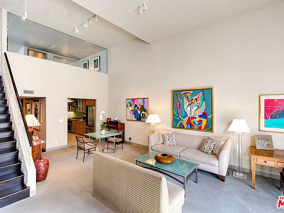 5th image of 435 Arnaz Dr APT 303