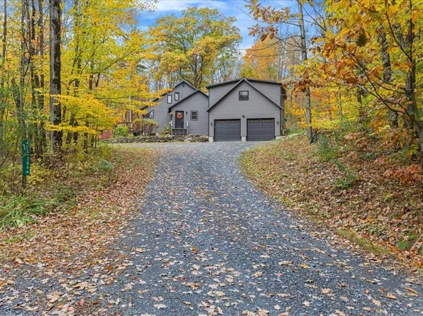 386 Collins Mountain Road, Richmond, VT 05477
