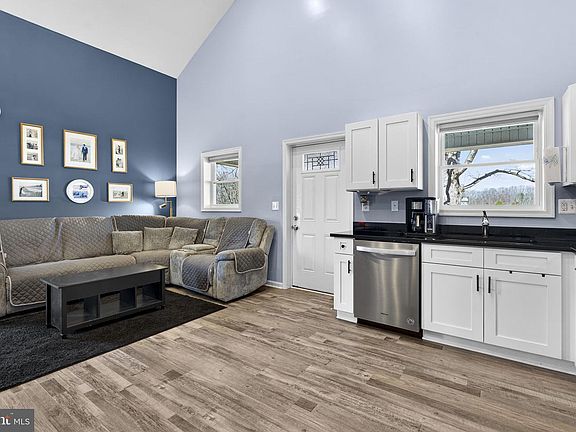 4th image of 175 Richards Ferry Rd