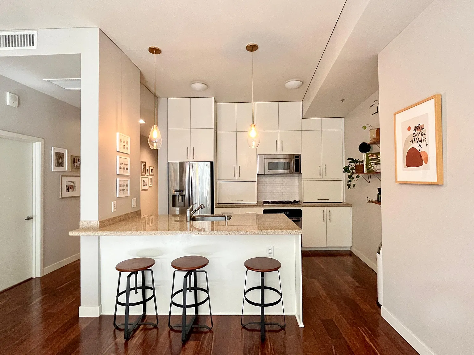 922 NW 11th Ave — Photo 4