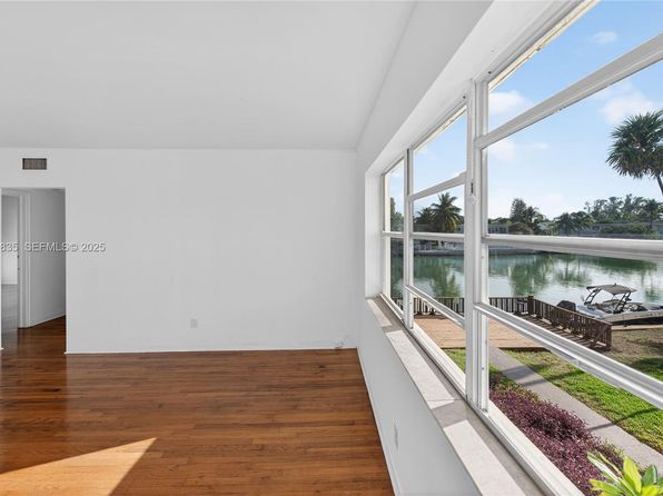 160 S Shore Dr APT 5