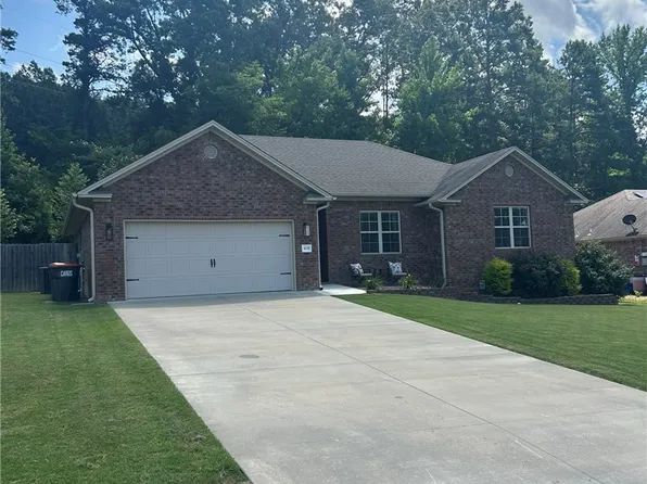 4120 N Hartford Ave, Russellville, AR 72802
