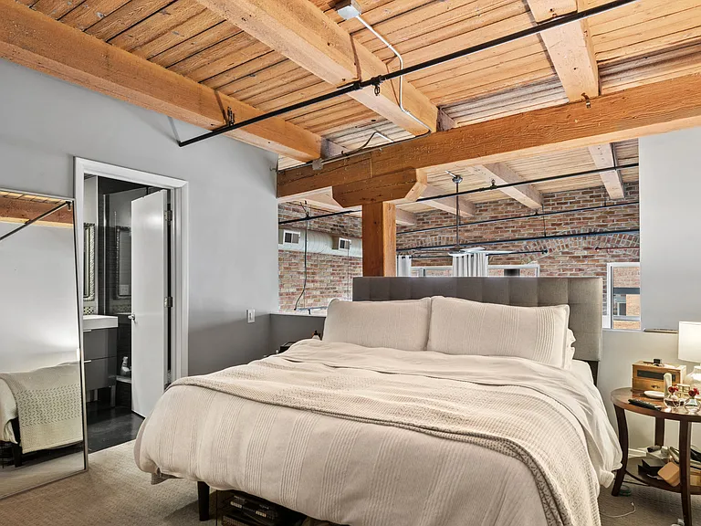 1000 W Washington Blvd #430 — Photo 12