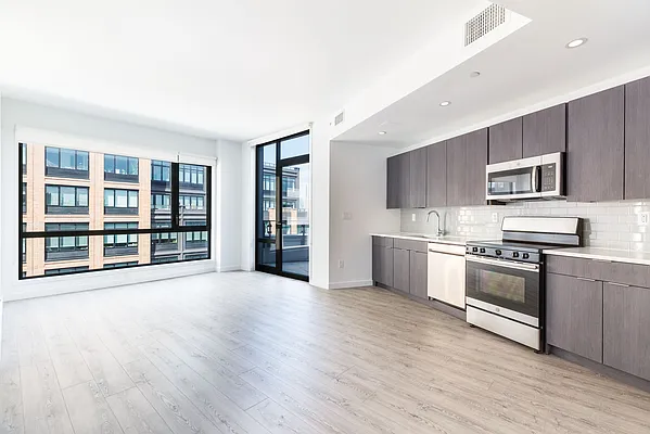 Rented by MNS | media 11