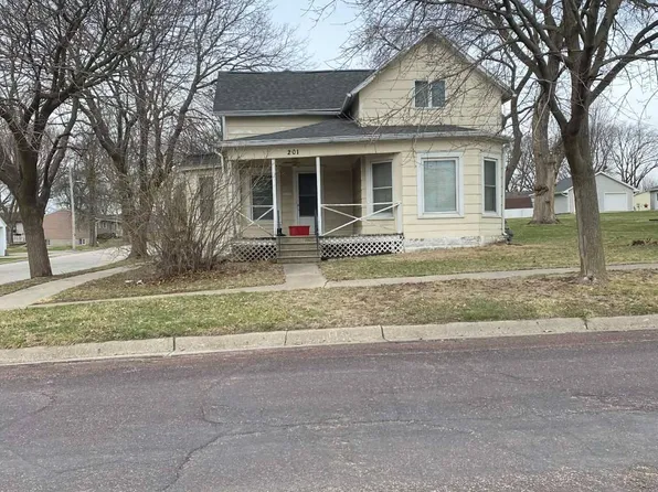 201 Stuart St, Wall Lake, IA 51466