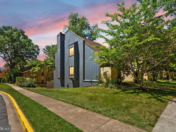 11100 Saffold Way, Reston, VA 20190