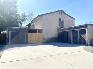 853 Douglas Ct, Hemet, CA 92543