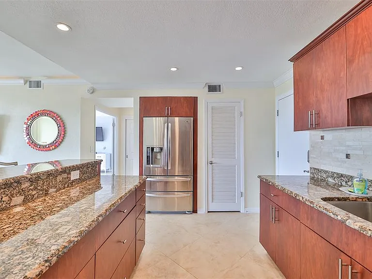 5396 Gulf Blvd #701 — Photo 15