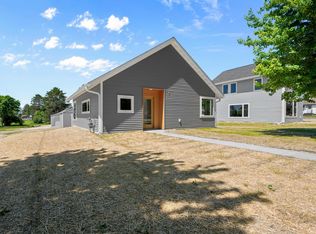 729 NW 7th Ave, Grand Rapids, MN 55744