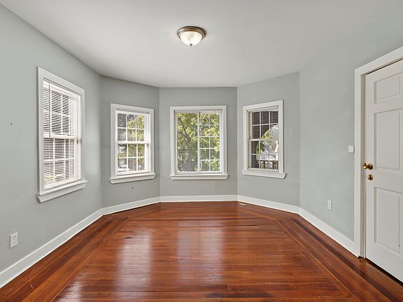 2nd image of 29 Kenwood Park Floor 2