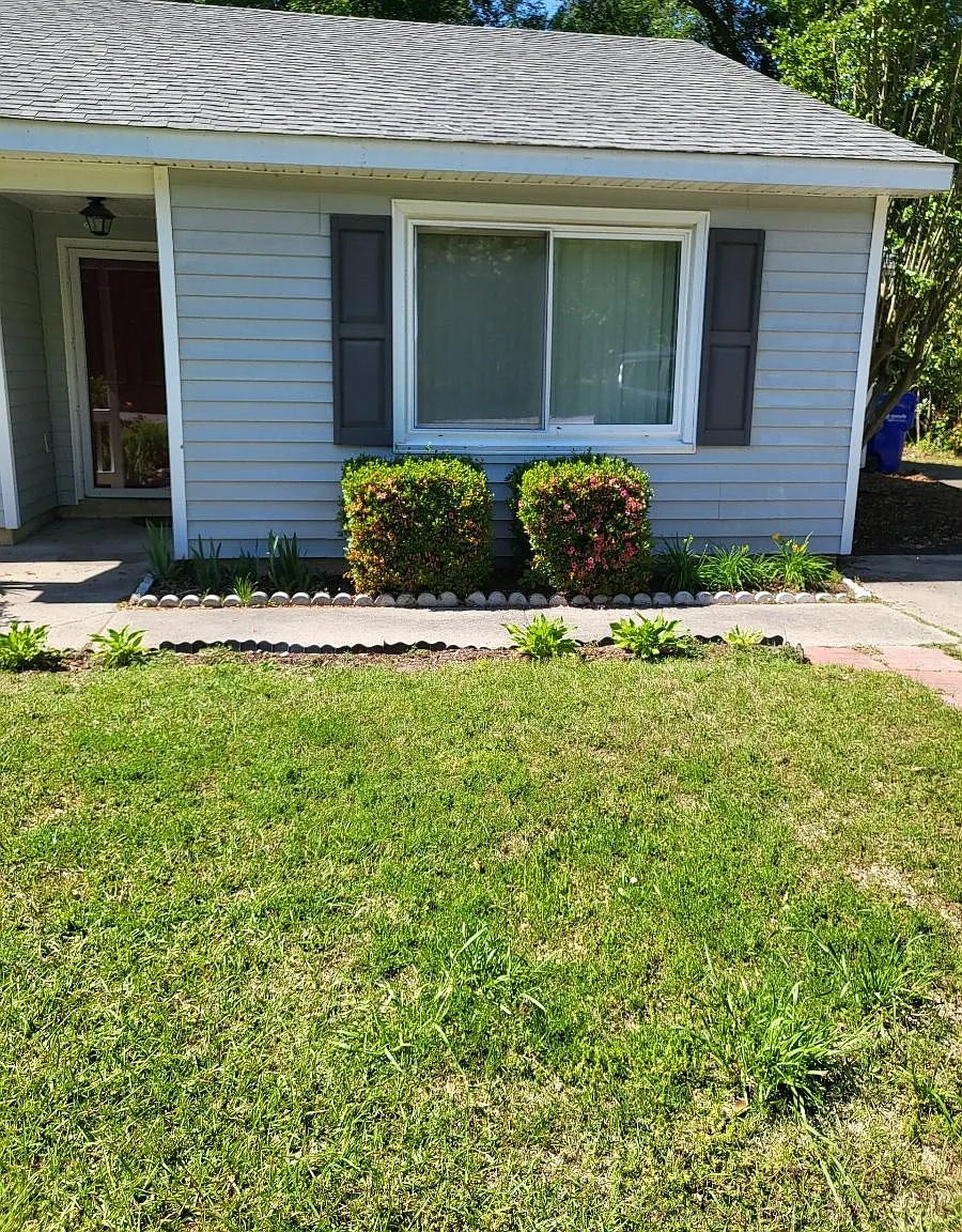 3 bed, 1219 sqft, $1,600 — Photo 3