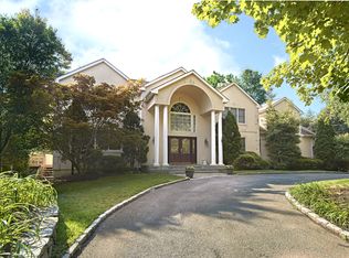 2 Puritan Woods Rd, Rye, NY 10580