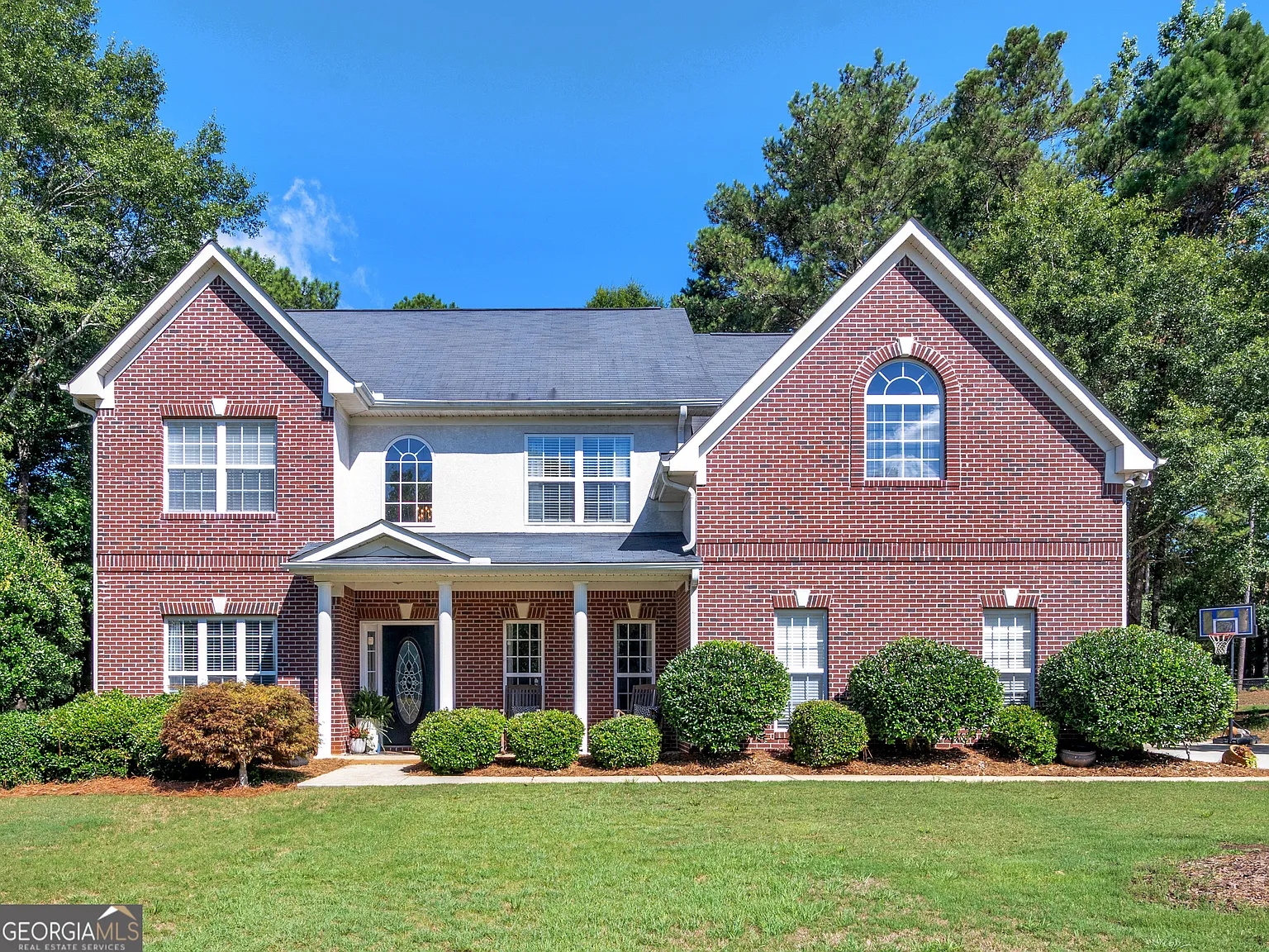 230 Brookstone Dr photo 1