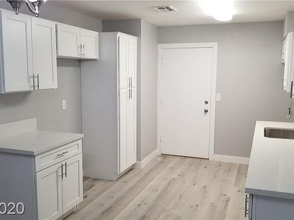 2nd image of 3045 Tarpon Dr