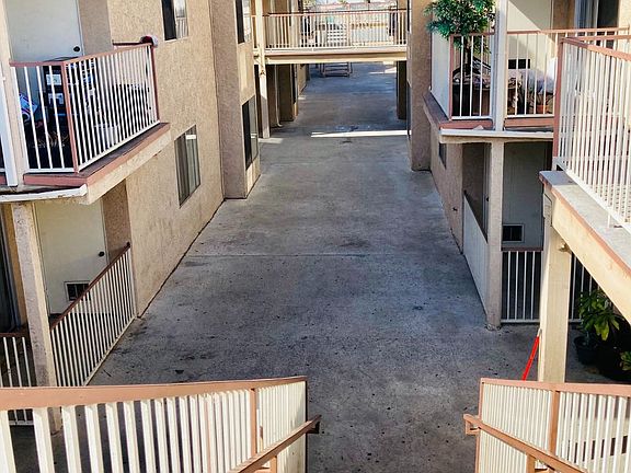 2nd image of 926 N Wilmington Blvd APT 31