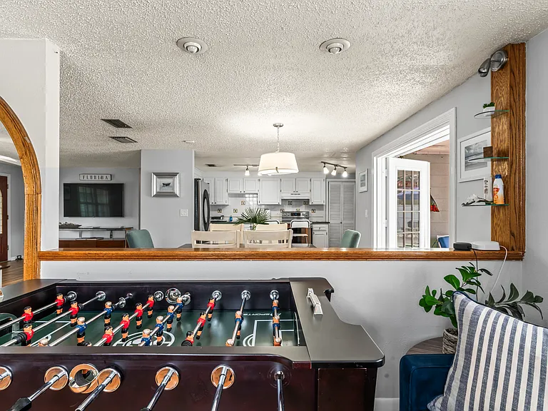 3640 Anderson Ave — Photo 31
