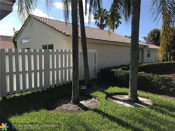 Home For Sale In Silver Shores