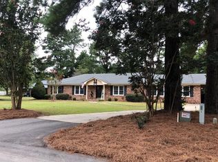 1173 Deberry Dr, Manning, SC 29102