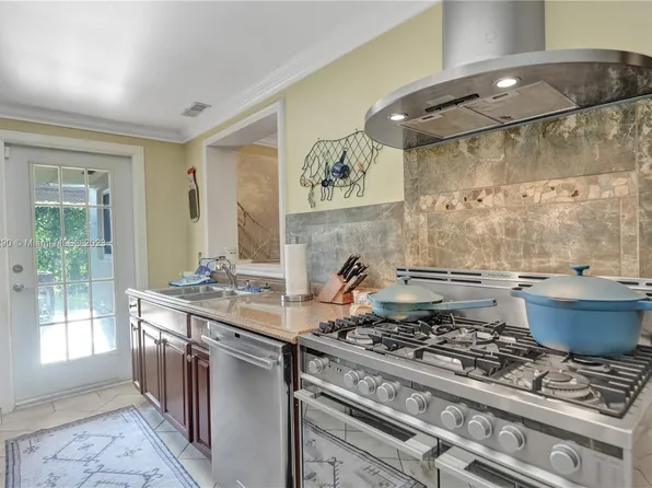 14411 SW 26th St, Davie, FL 33325