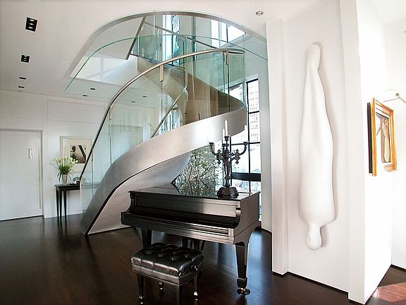 4th image of 60 Warren St #Penthouse