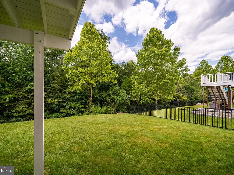 18081 Camdenhurst Dr — Photo 69
