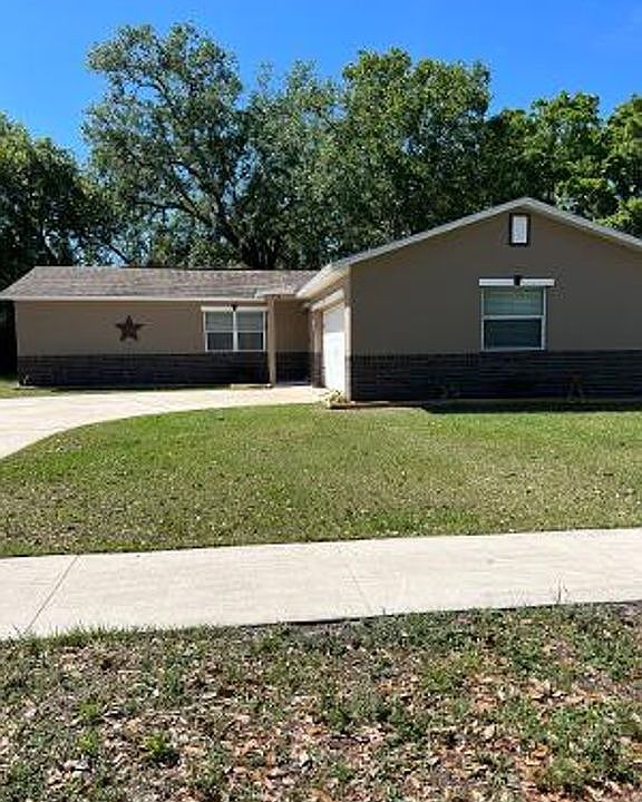 2nd image of 2514 Christine Dr