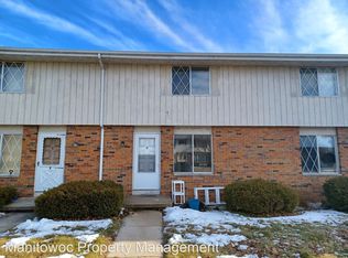 3727 Parkway Blvd #D, Two Rivers, WI 54241