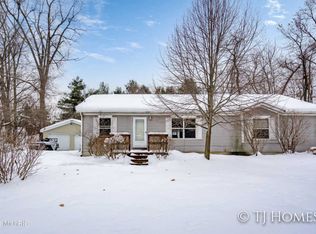 3534 Three Mile Rd NE, Grand Rapids, MI 49525