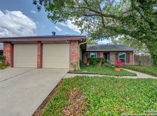 6414 Green Thumb Dr, San Antonio, TX 78233