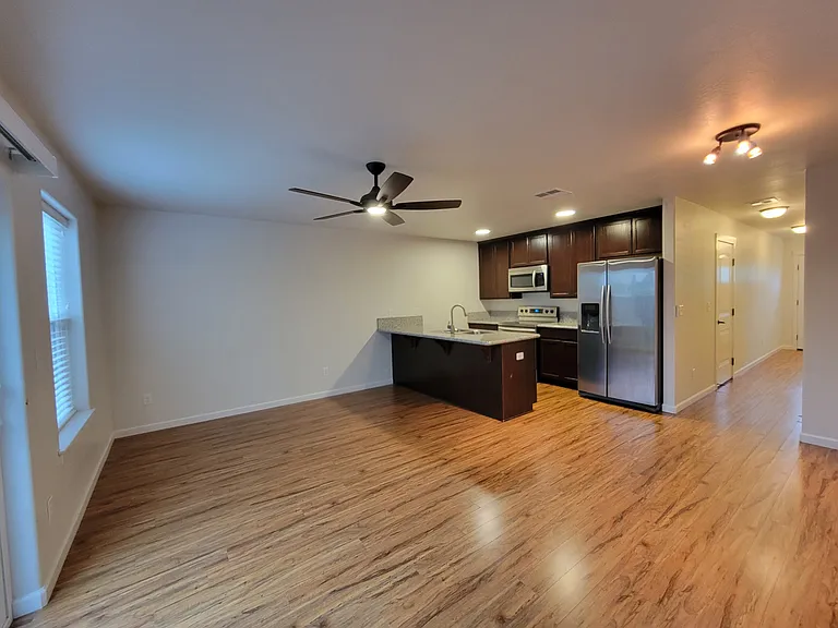 54 S Haskell St — Photo 25
