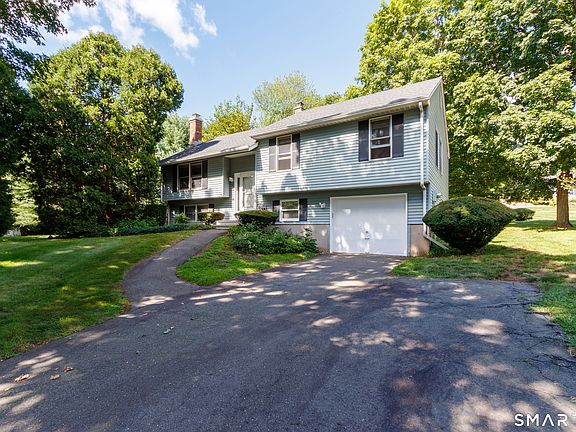 3rd image of 54 Valley View Drive #54