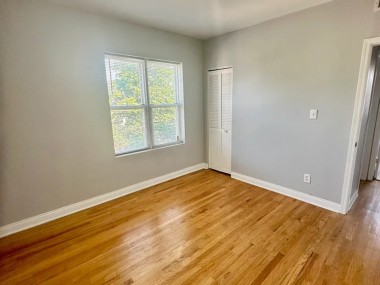 5201 W Schubert Ave #3 — Photo 7