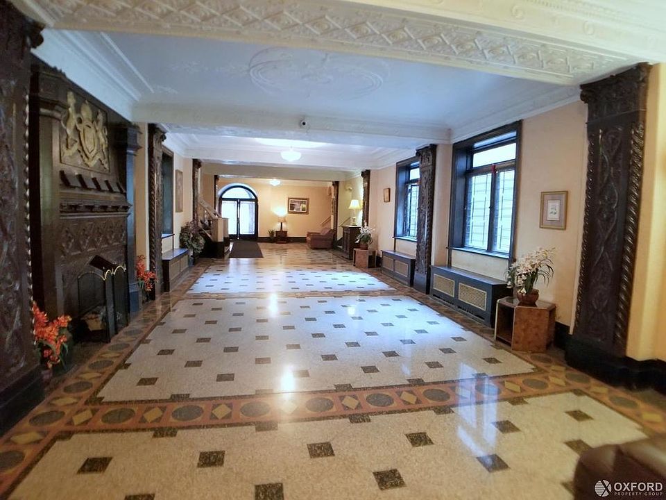 1st image of 110 New York Ave APT 2L