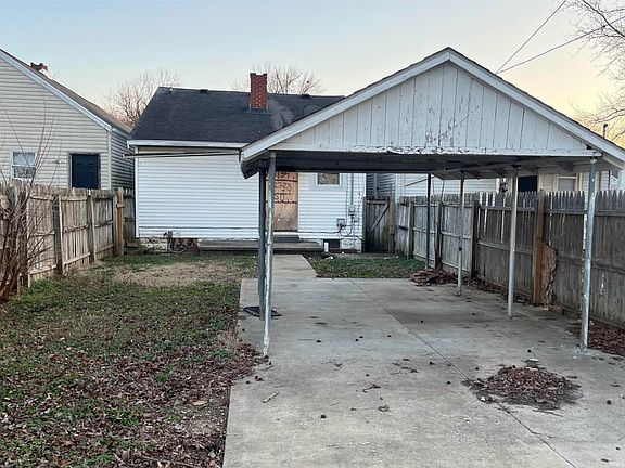 2nd image of 1134 Jefferson Ave